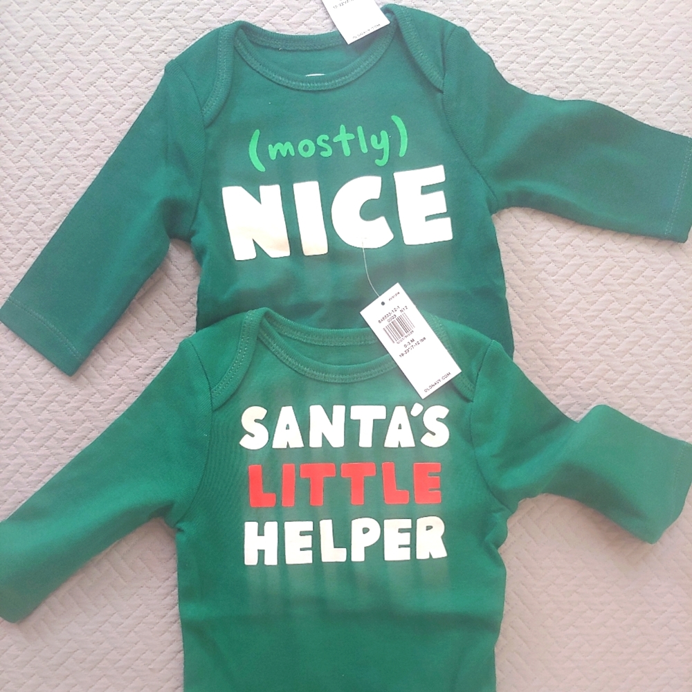 2 BNWT Christmas baby onesie outfits 0-3M